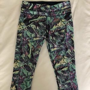 Lulu Lemon Run Inspire Crop